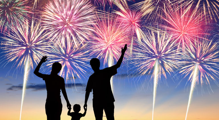 new-years-family-istock.jpg