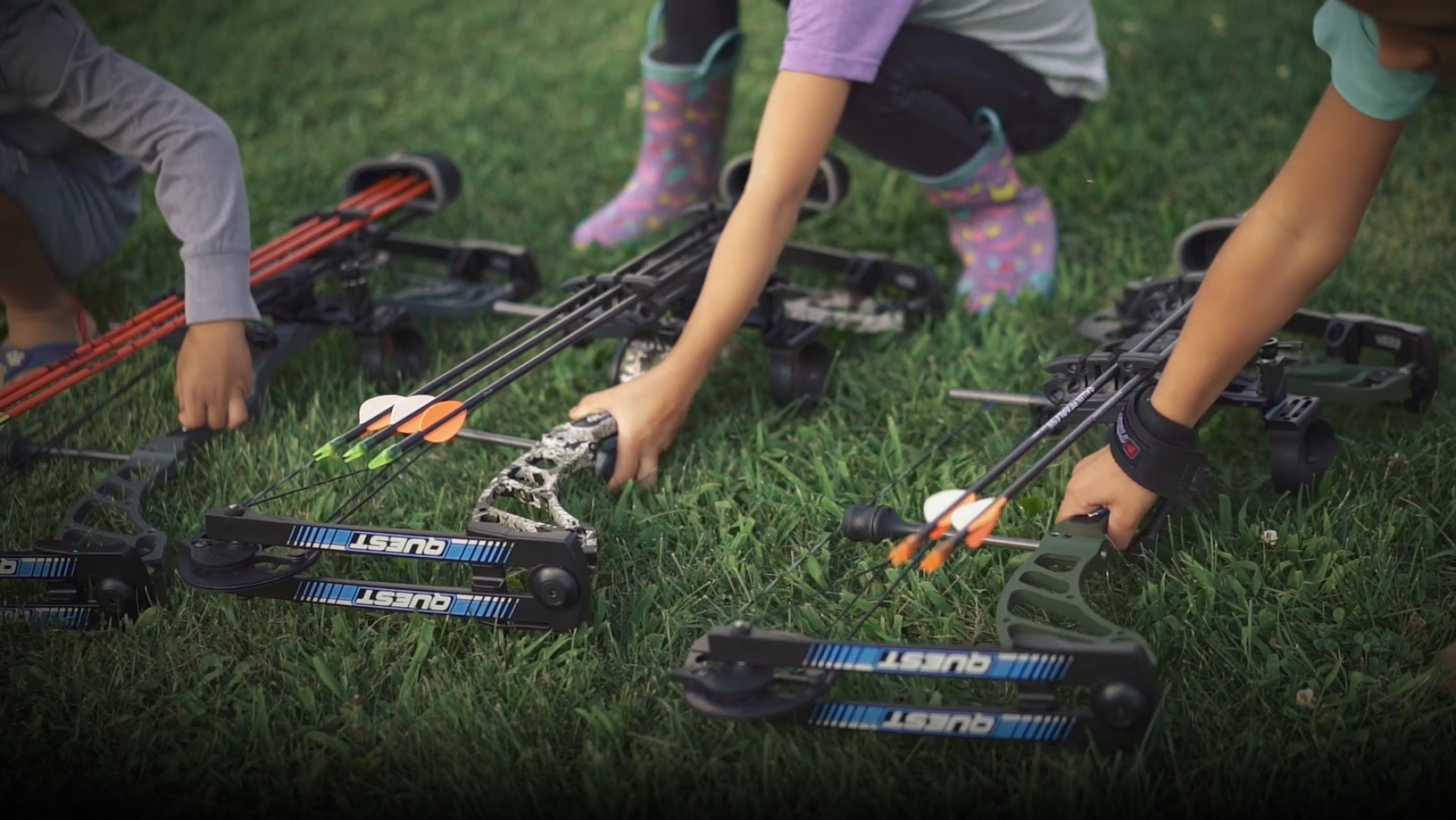 G5 Kids Compound Bow Lede